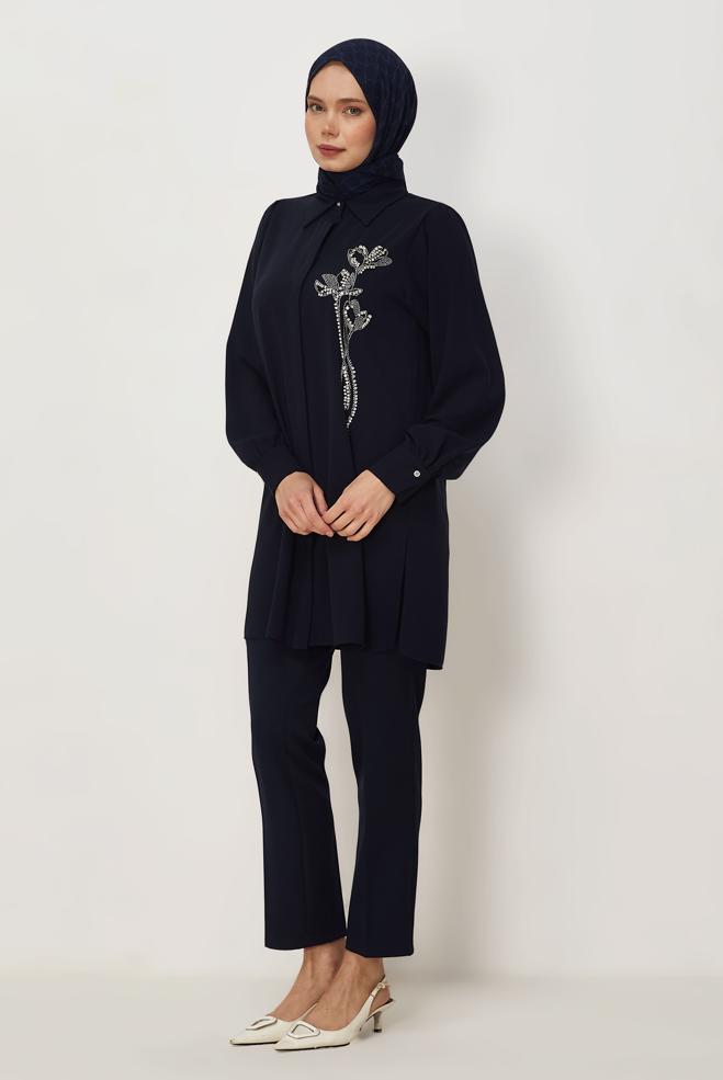 Hijab clothing NAVY BLUE GEM DETAILED TUNIC 46319 - ALVİNA