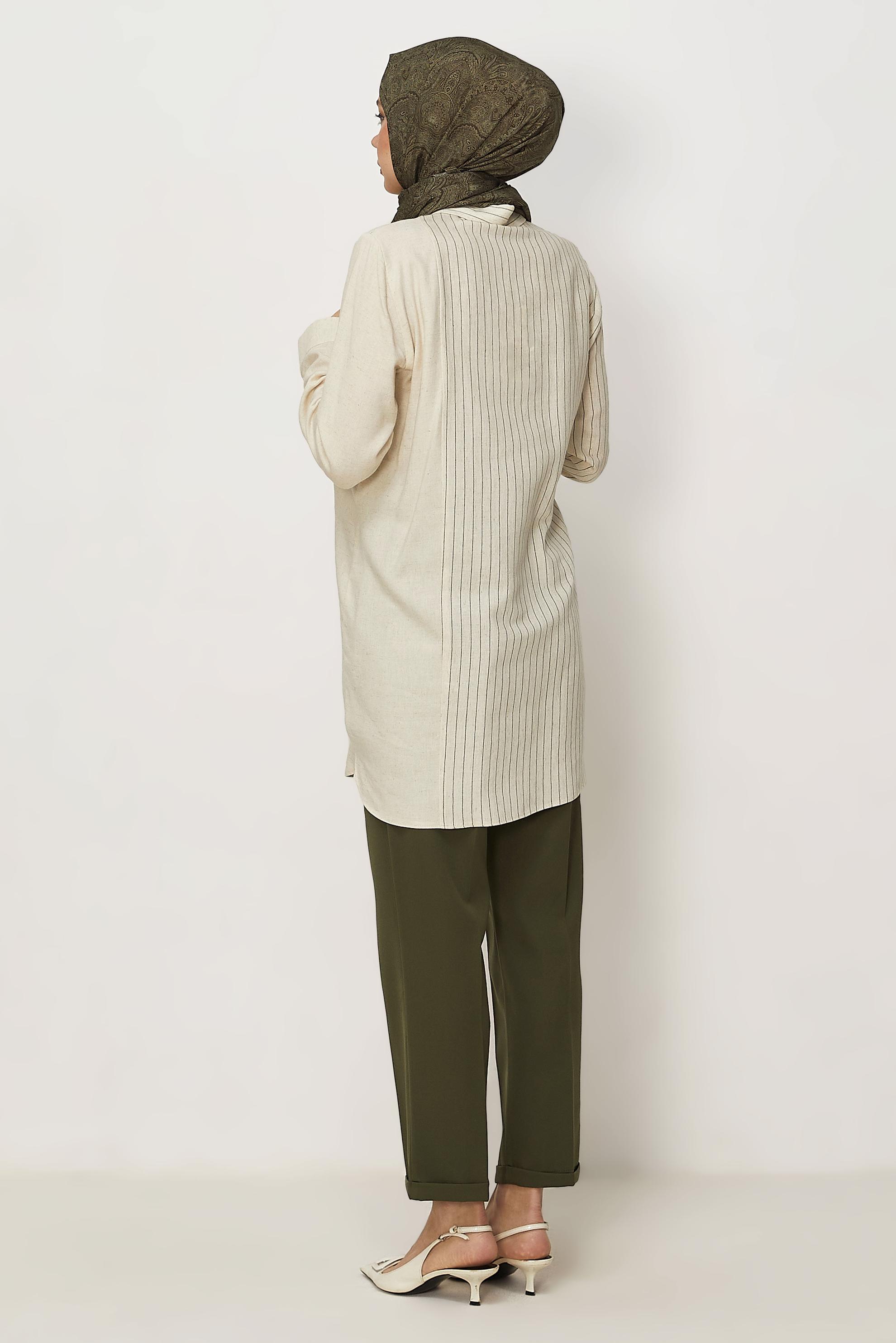 Hijab-Kleidung KHAKI LEINEN HEMDKRAGEN TUNIKA 46433