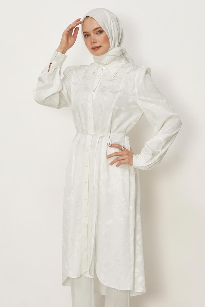 Hijab-Kleidung WEISS JACQUARD-TUNIKA MIT GÜRTEL 46508 - ALVİNA