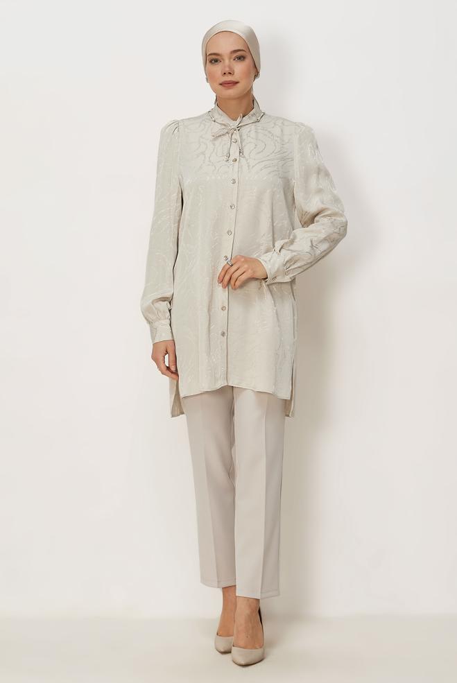 Hijab clothing BEIGE TIED NECK SATIN JACQUARD TUNIC 46512 - ALVİNA