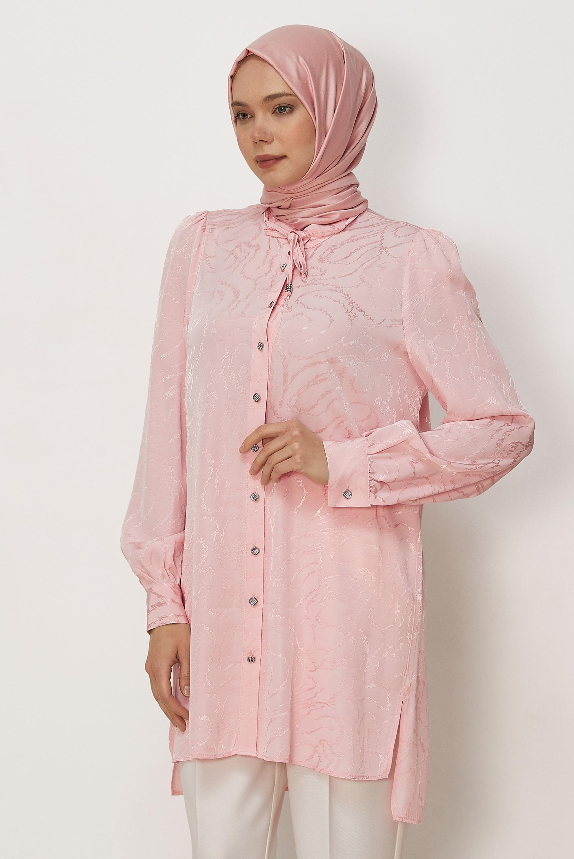 Tesettür giyim PEMBE BOYUNDAN BAĞLAMALI SATEN JAKAR TUNİK 46512