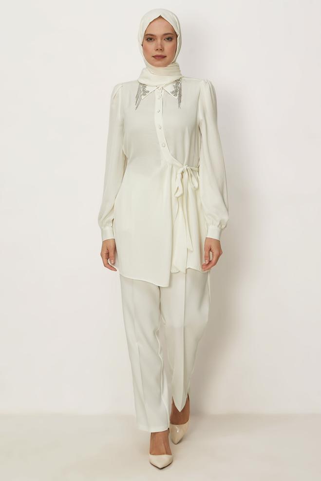 Hijab clothing WHITE BELTED GEM DETAILED TUNIC 46585 - ALVİNA