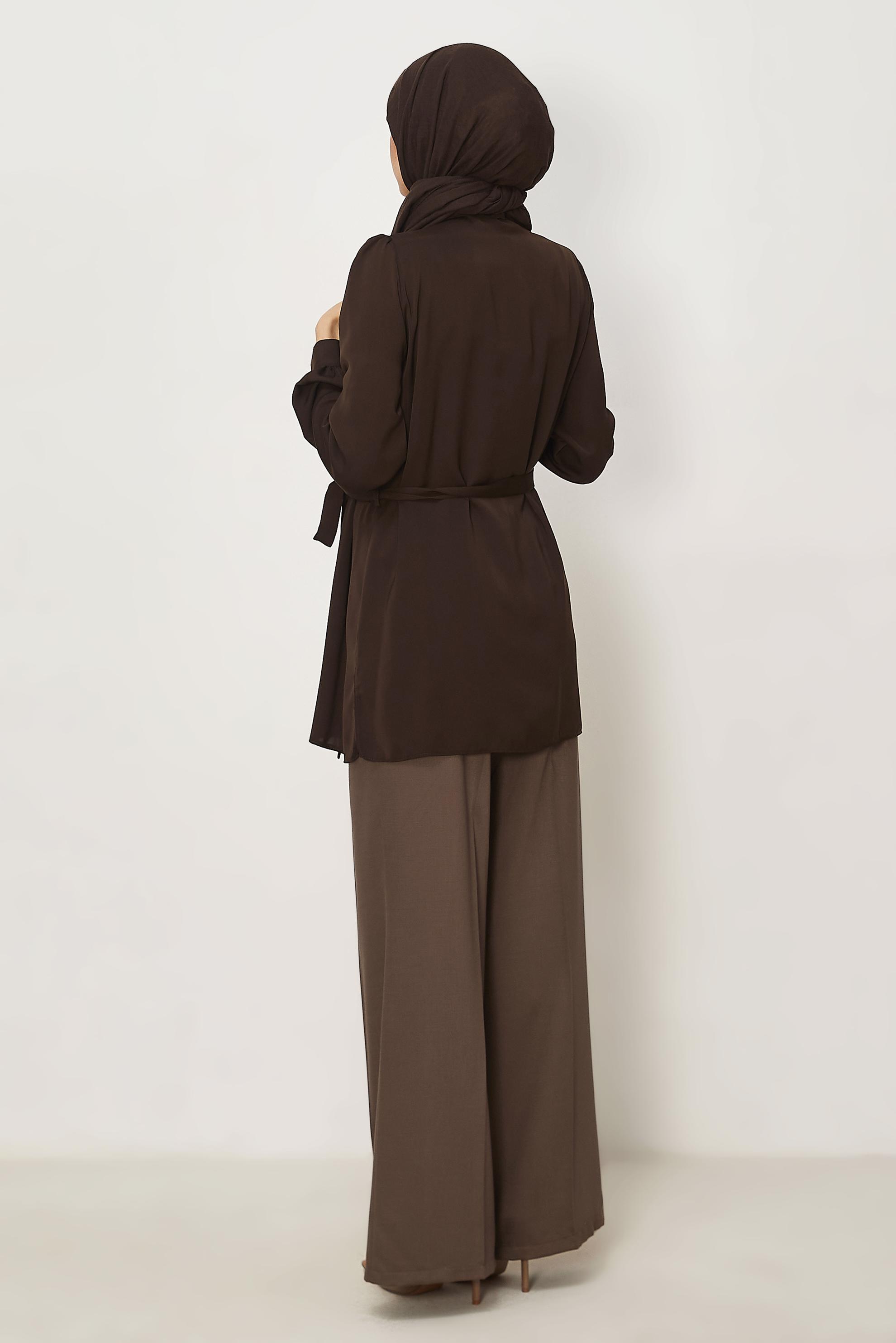 Vêtements hijab BRUN TUNIQUE CEINTURÉE DÉTAILLÉE DE GEMMES 46585