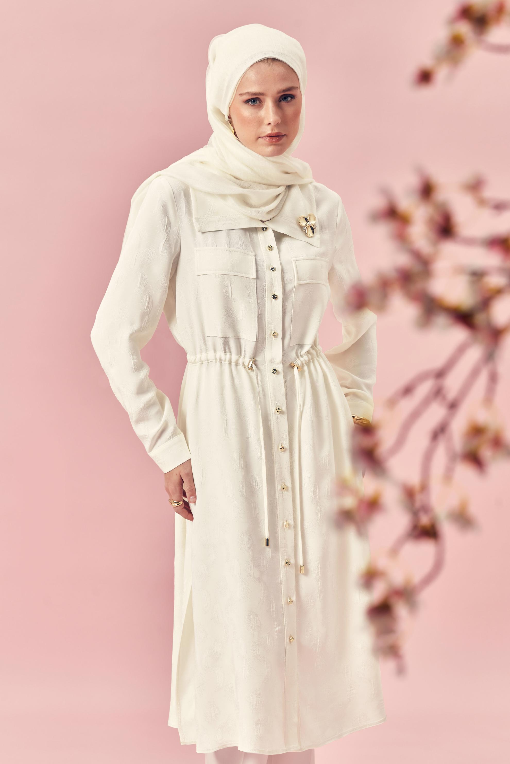 Hijab-Kleidung WEISS GEBUNDENE SATIN-JACQUARD-TUNIKA 46592