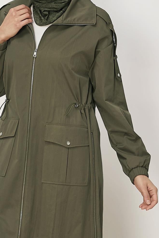 Hijab-Kleidung KHAKI GESMOKTER TAILLEN-TRENCHCOAT 11001 - ALVİNA