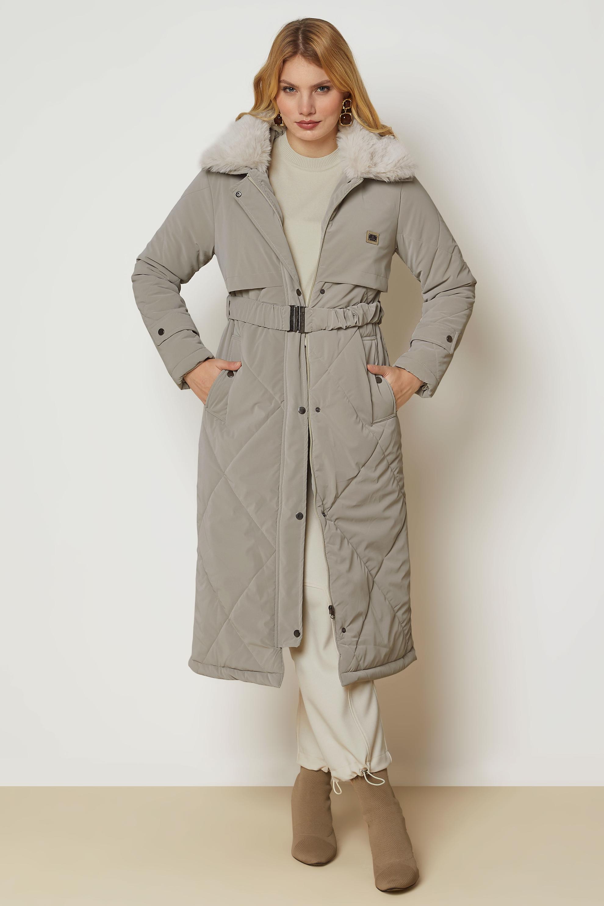 Hijab clothing BEIGE BELTED QUILTED COAT 90664
