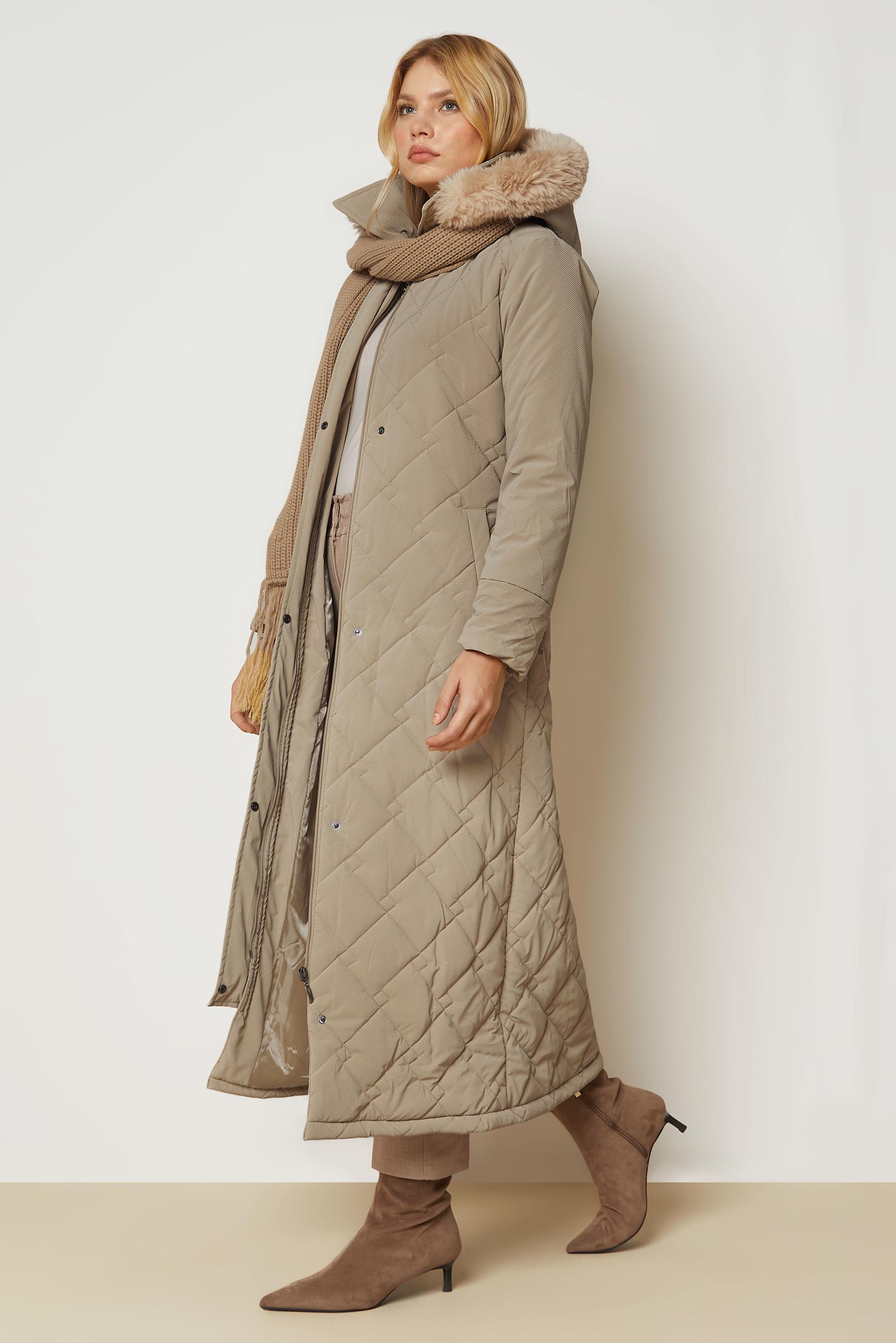 Hijab clothing BROWN BELTED QUILTED COAT 90674