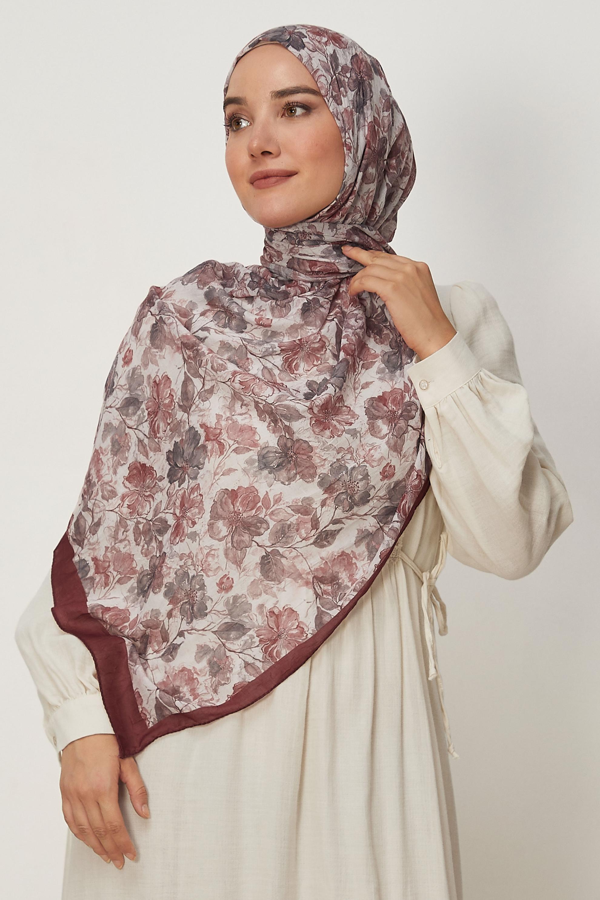 Hijab clothing BROWN ALVINA PATTERNED SHAWL 3913