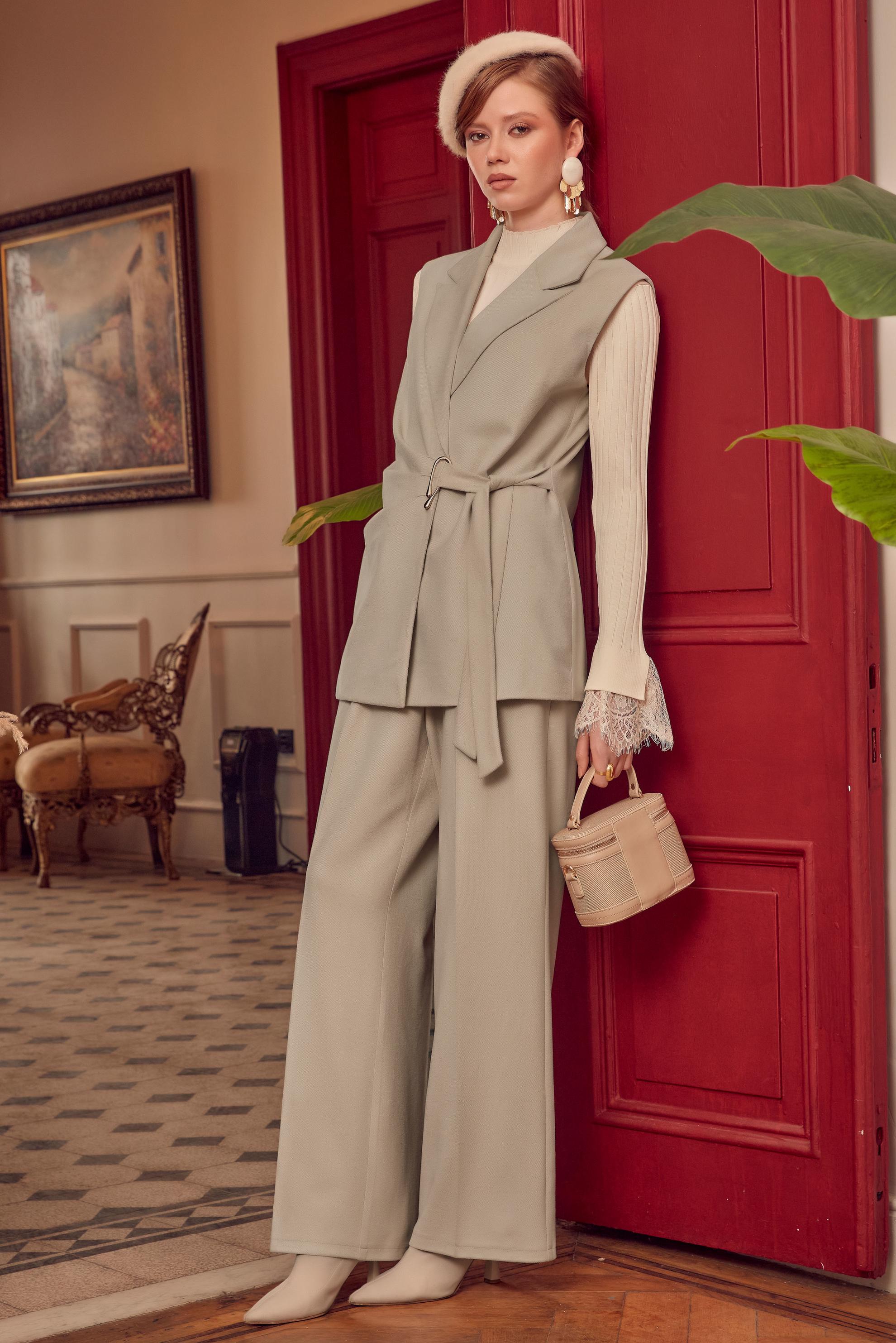 Hijab clothing BROWN SUEDE PANTSUIT 47045