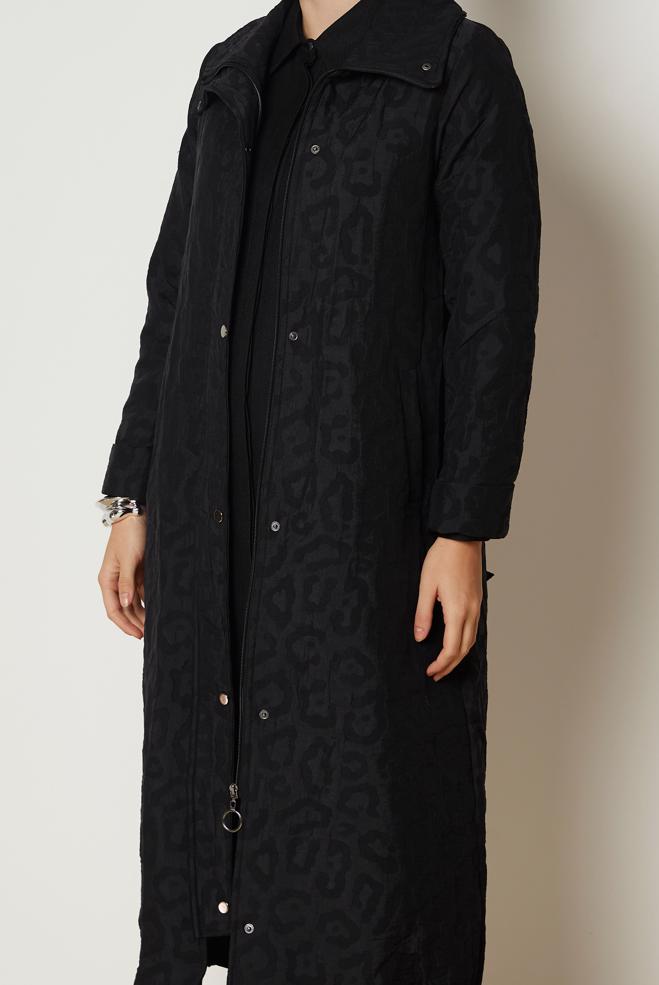 Hijab clothing BLACK LEOPARD PATTERN JACQUARD TRENCH COAT 11035 - ALVİNA